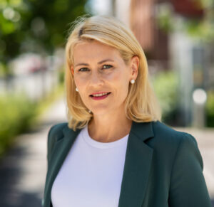 Kristine Dahl Steidel